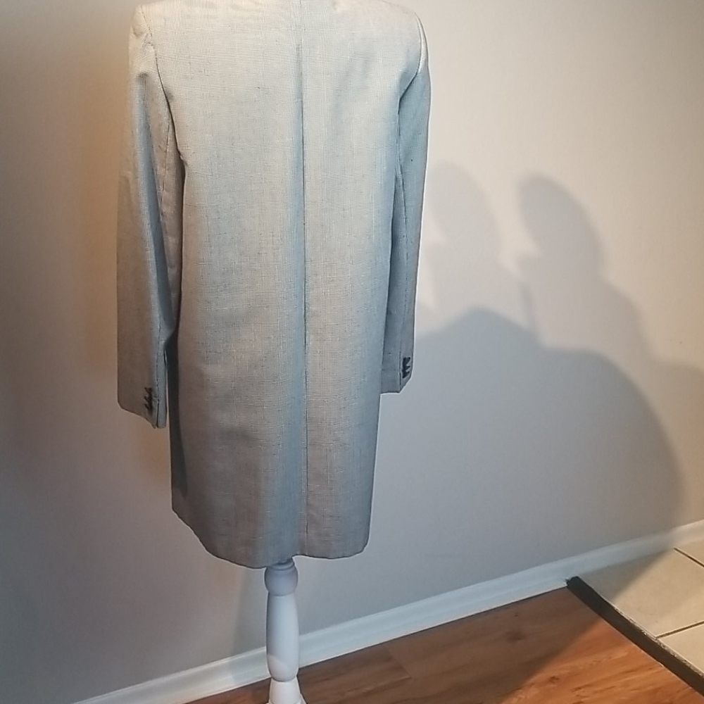 Jacket - Picture 3 of 4